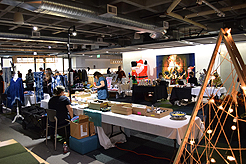 MG2 - HOLIDAY MARKET